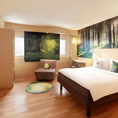 Ibis Jakarta Harmoni Kültér fotó