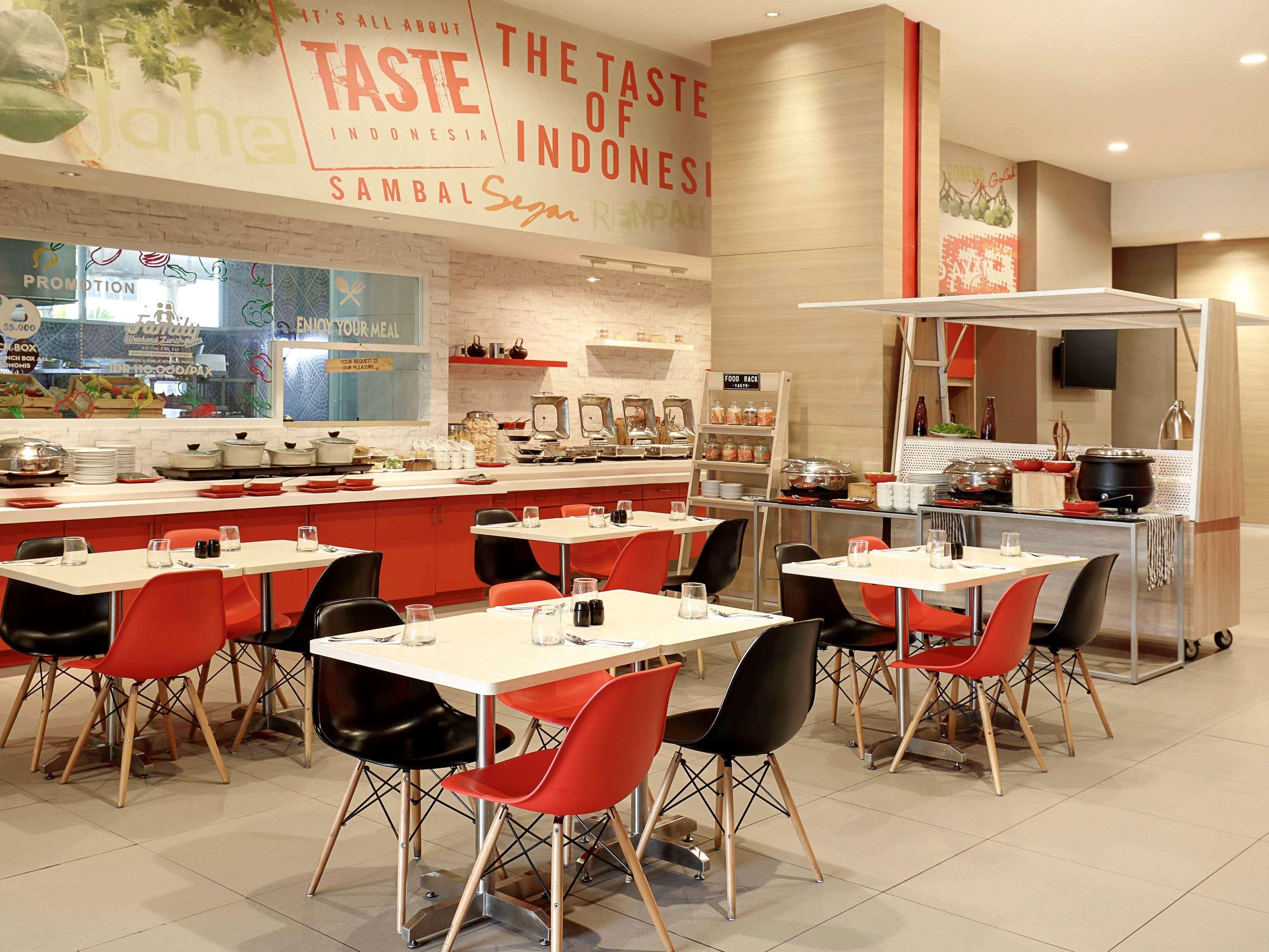 Ibis Jakarta Harmoni Kültér fotó