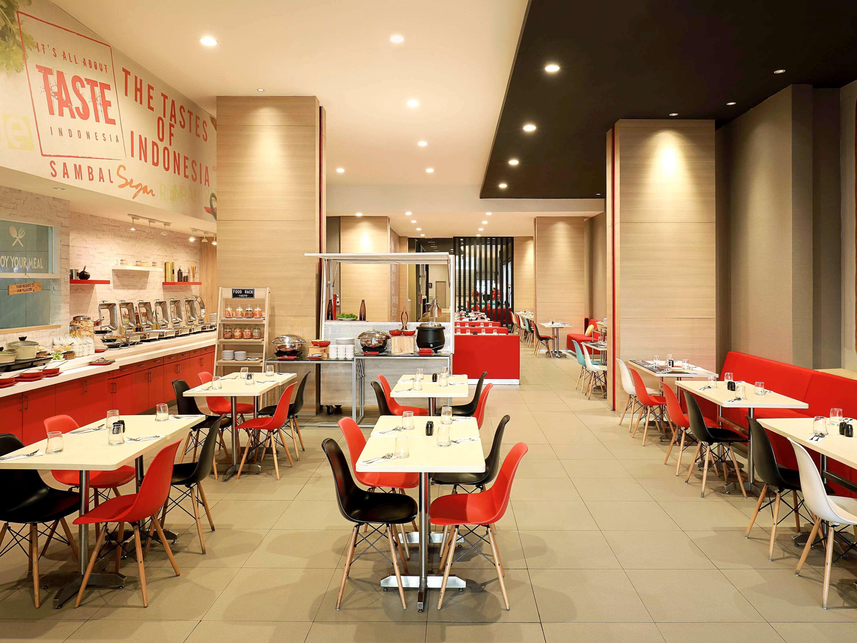 Ibis Jakarta Harmoni Kültér fotó