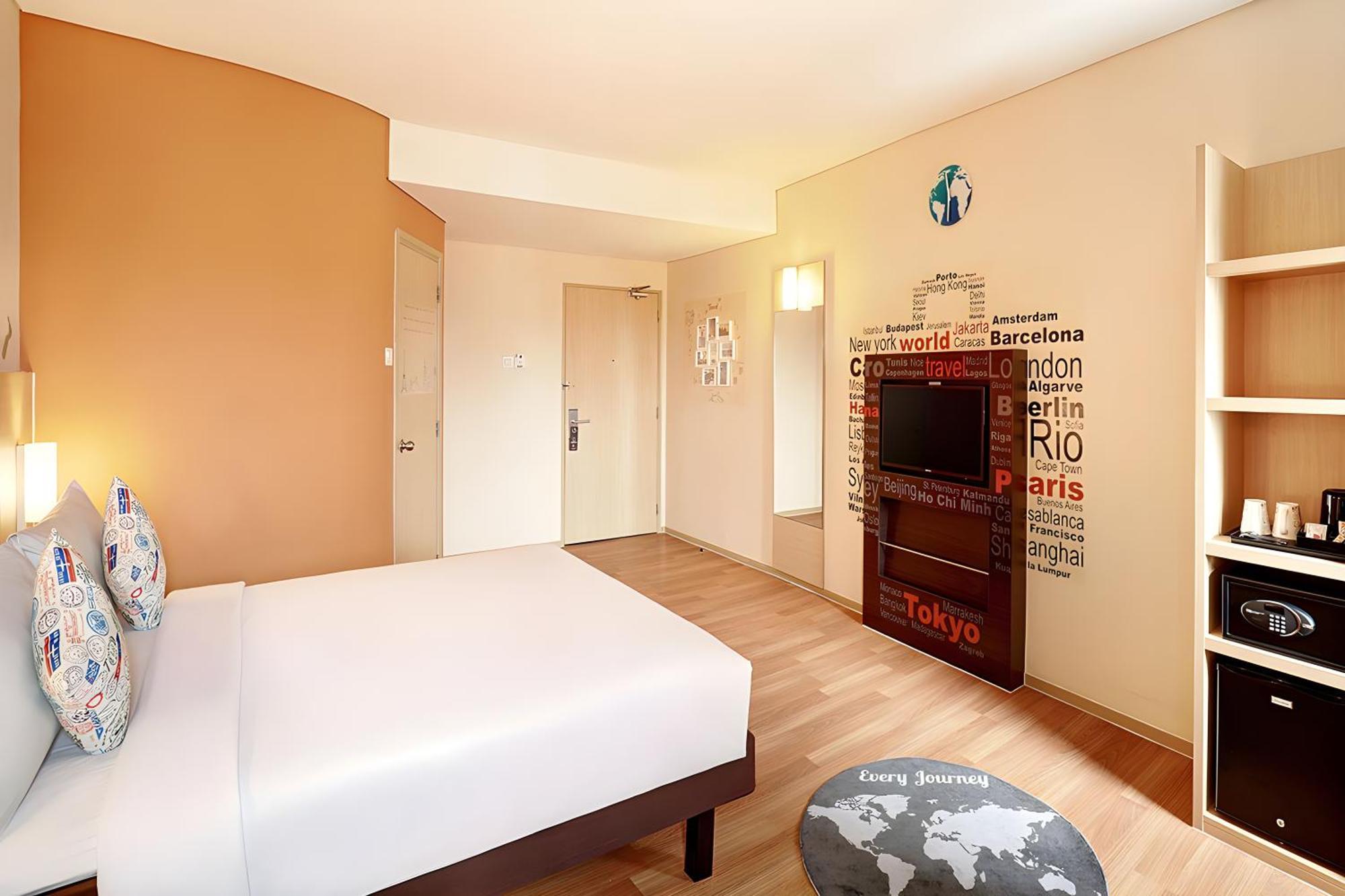 Ibis Jakarta Harmoni Kültér fotó