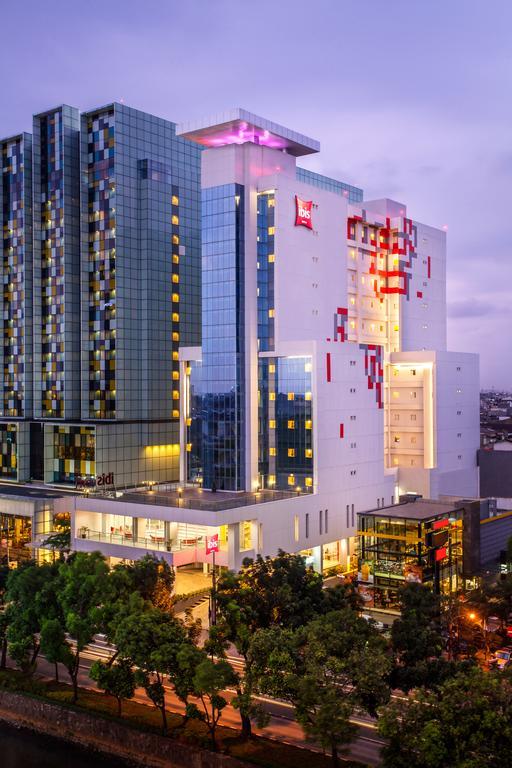 Ibis Jakarta Harmoni Kültér fotó