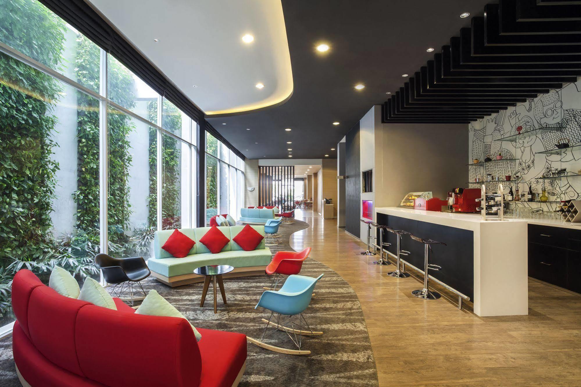 Ibis Jakarta Harmoni Kültér fotó